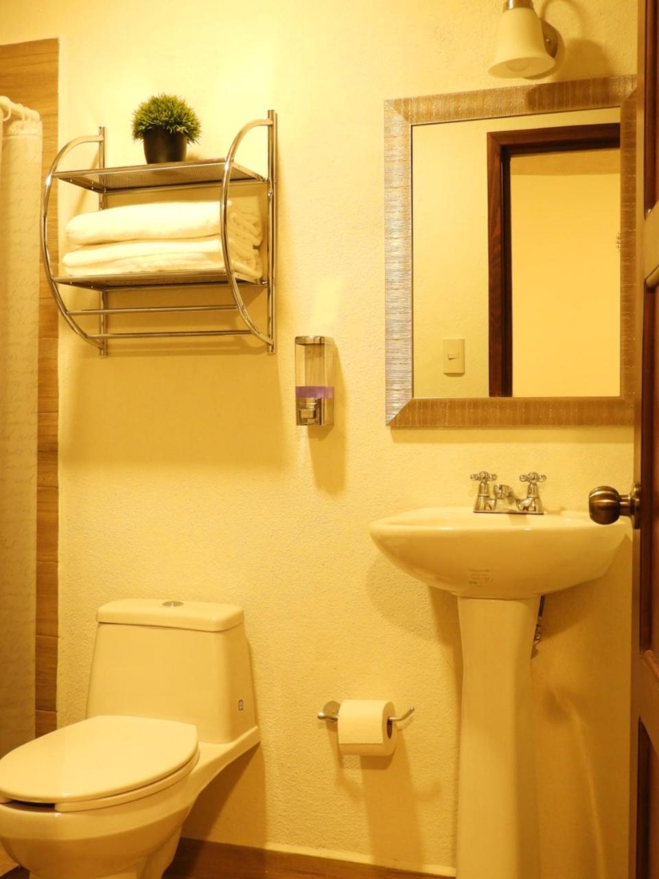 Santa Posada Suites By Lunian Guanajuato Eksteriør billede