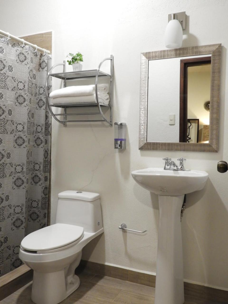 Santa Posada Suites By Lunian Guanajuato Eksteriør billede